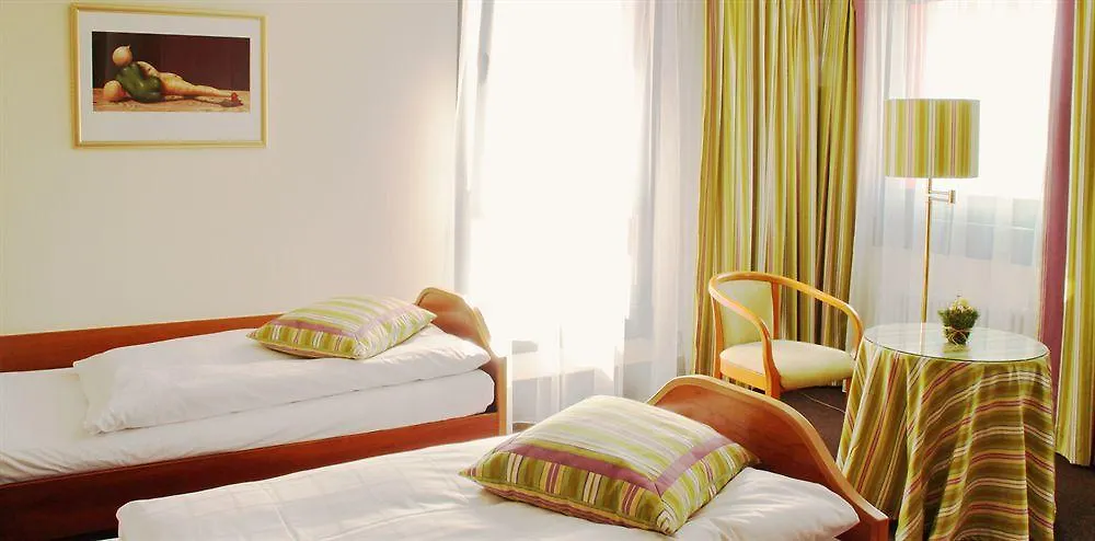 Hetzel Hotel Estugarda 4*,  Alemanha